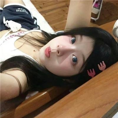 清秀俏佳人